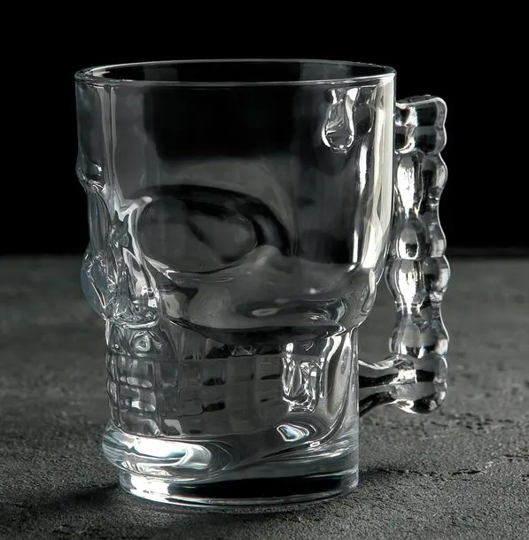 Пивная кружка Череп из стекла (520 мл) | Дом и сад