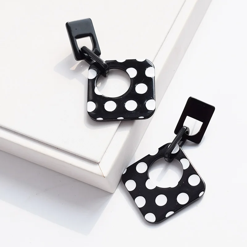 Ins корейские серьги с белыми волнистыми точками для женщин Ретро Геометрические