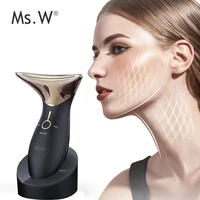 truelybeauty new design hot and cold cosmetic skincare anti aging skin tightening cooling face massager roller
