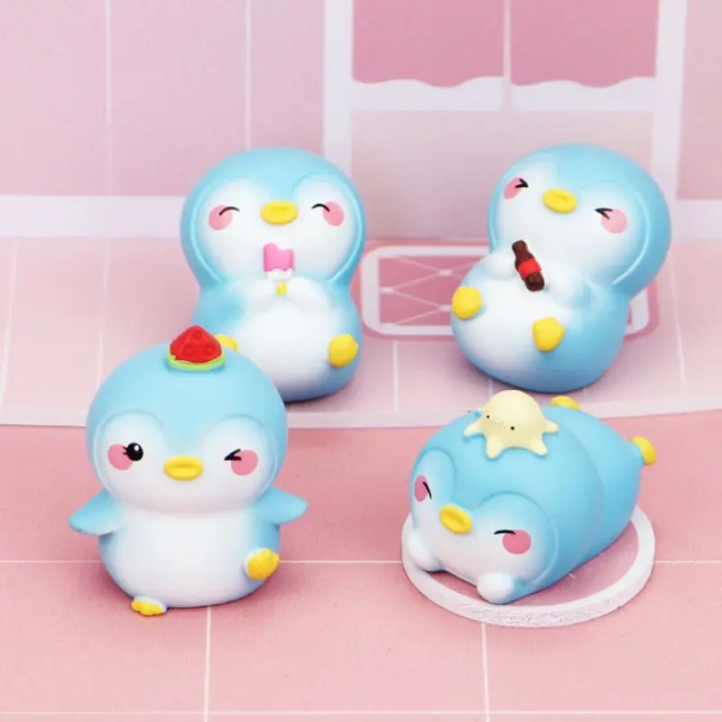 

Mini Penguin Resin Statues Car Interior Ornament Children's Room Decor Animal Sculpture DIY Cake Party Decoration Birthday Gift
