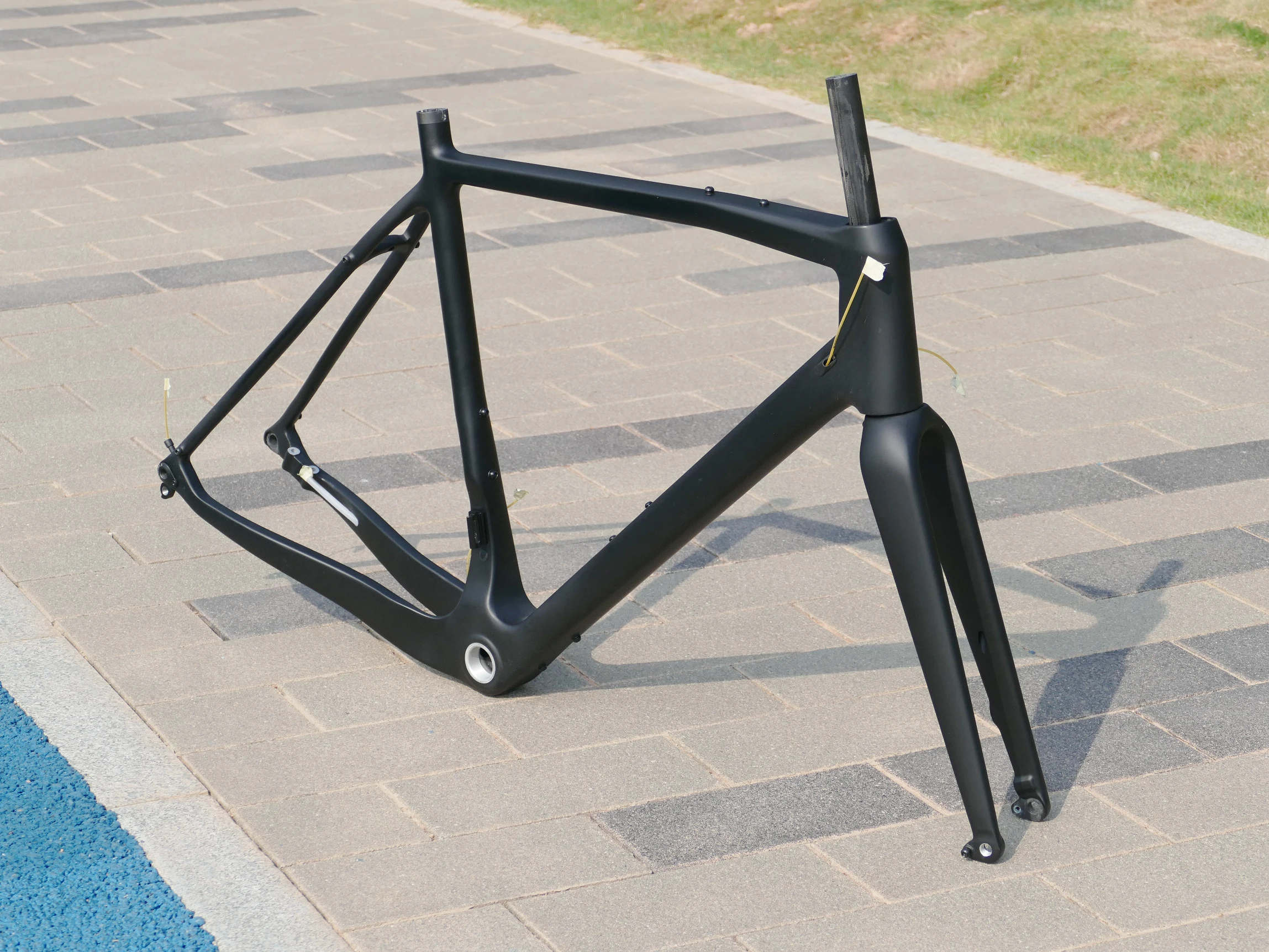 New Arrival Full Carbon UD Matt Gravel Bike Bicyce Thru Axle Disc Brake Gravel Frameset Frame and  Fork 46/49/52/54/56/58/61cm