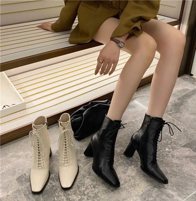 

Autumn and winter 2020 new lace up square head thick heel middle heel short boots versatile high heel short tube boots single
