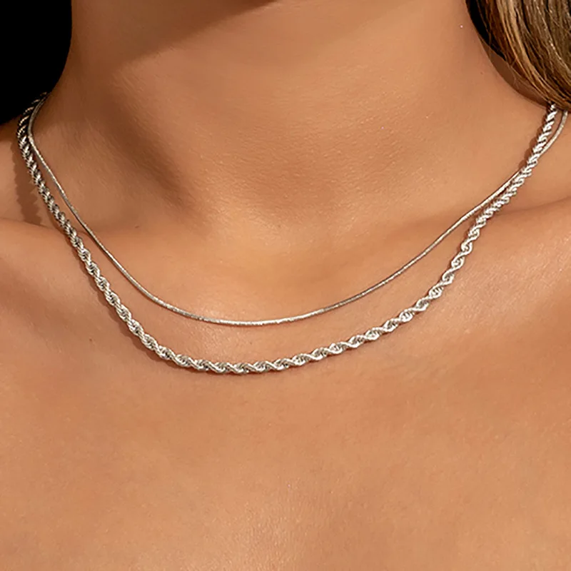 

Simple And Thin Square Snake Bone Chain Set Necklace Female Wild Twist Chain Metal Stacking Necklace Multi-layer Retro Punk