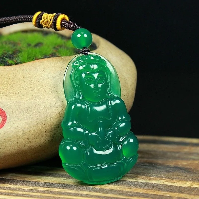 

Natural Jade Brazilian Agate Green Chalcedony Ice Guanyin Pendant Women's Simple Pendant