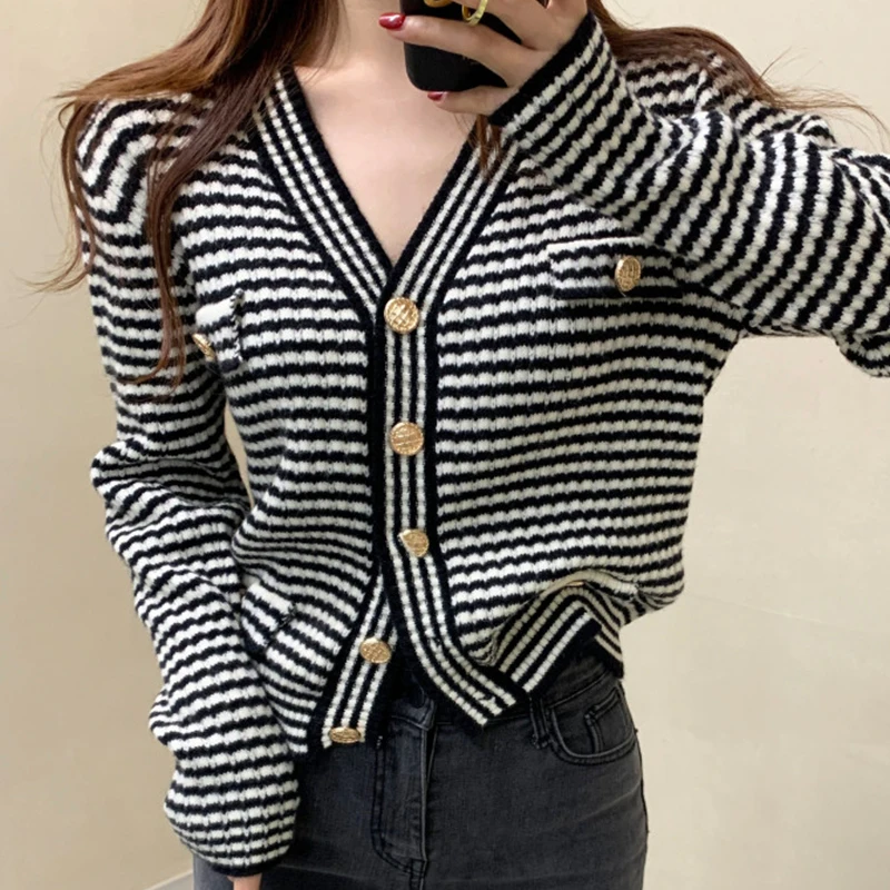 

Женский однобортный свитер в полоску, повседневный трикотажный кардиган с V-образным вырезом, осень