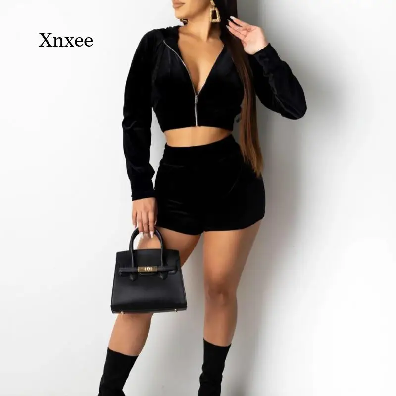 

Spring and Autumn Women's Fashion Solid Color Suit Velvet Shorts Short Top Cropped Hooded Zipper Long Sleeve Two-Piece Suit