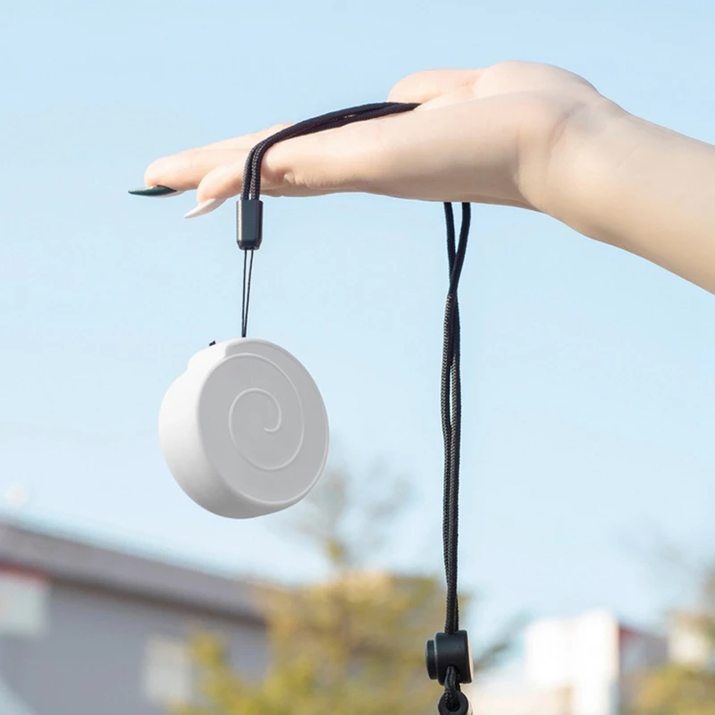 

2PC USB Portable Wearable Air Purifier Personal Mini Air Necklace Negative Ion Air Freshener No Radiation Low Noise