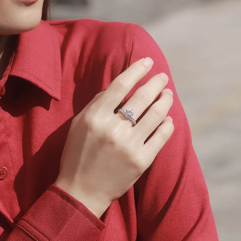 Женское кольцо серебряного цвета классическое ювелирное изделие регулируемое