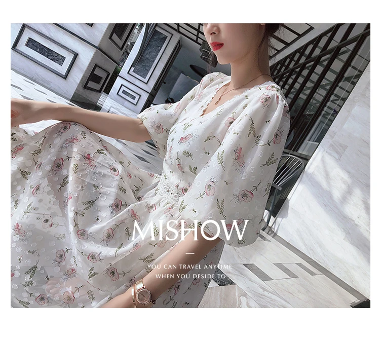Mishow Нежно шифоновое платье с нежным рисунком MX18B1234
