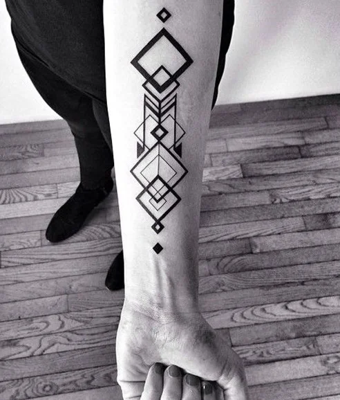 Водостойкая Временная тату наклейка большой ромб квадратный тотем линия с