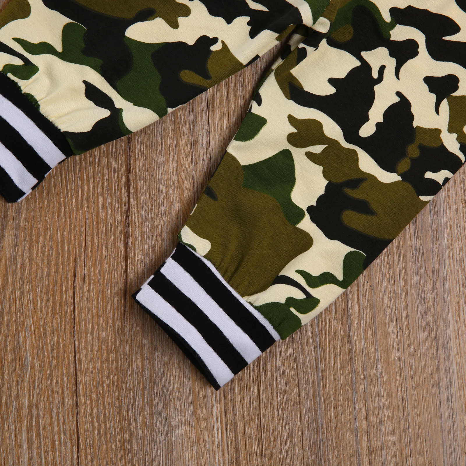 

OPPERIAYA Baby Kids Pants Autumn casual Suit Cartoon Letters Camouflage Print Pants Round Neck Long Sleeve Bodysuit Round Hat