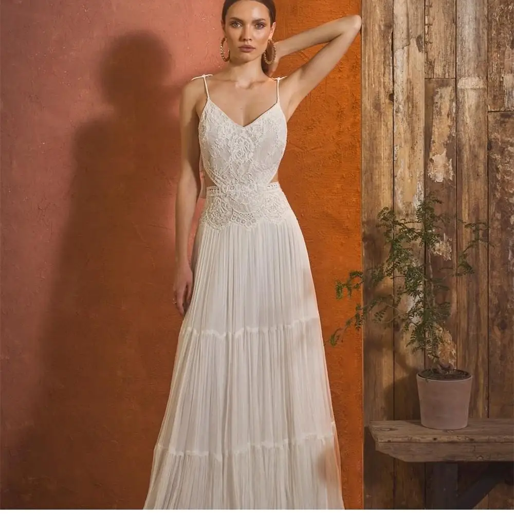 

Женское богемное свадебное платье до пола, кружевное платье без рукавов на бретельках-спагетти с V-образным вырезом и аппликацией, модель 2021...