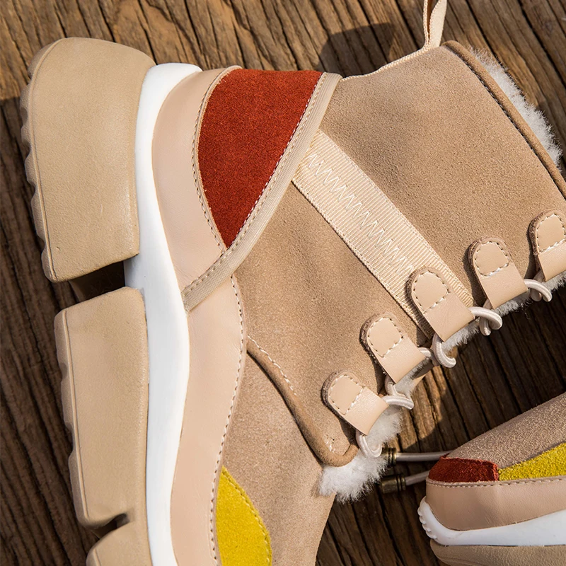 Snow boots women Sheepskin one 2019 winter new warm plus velvet women's non-slip short |