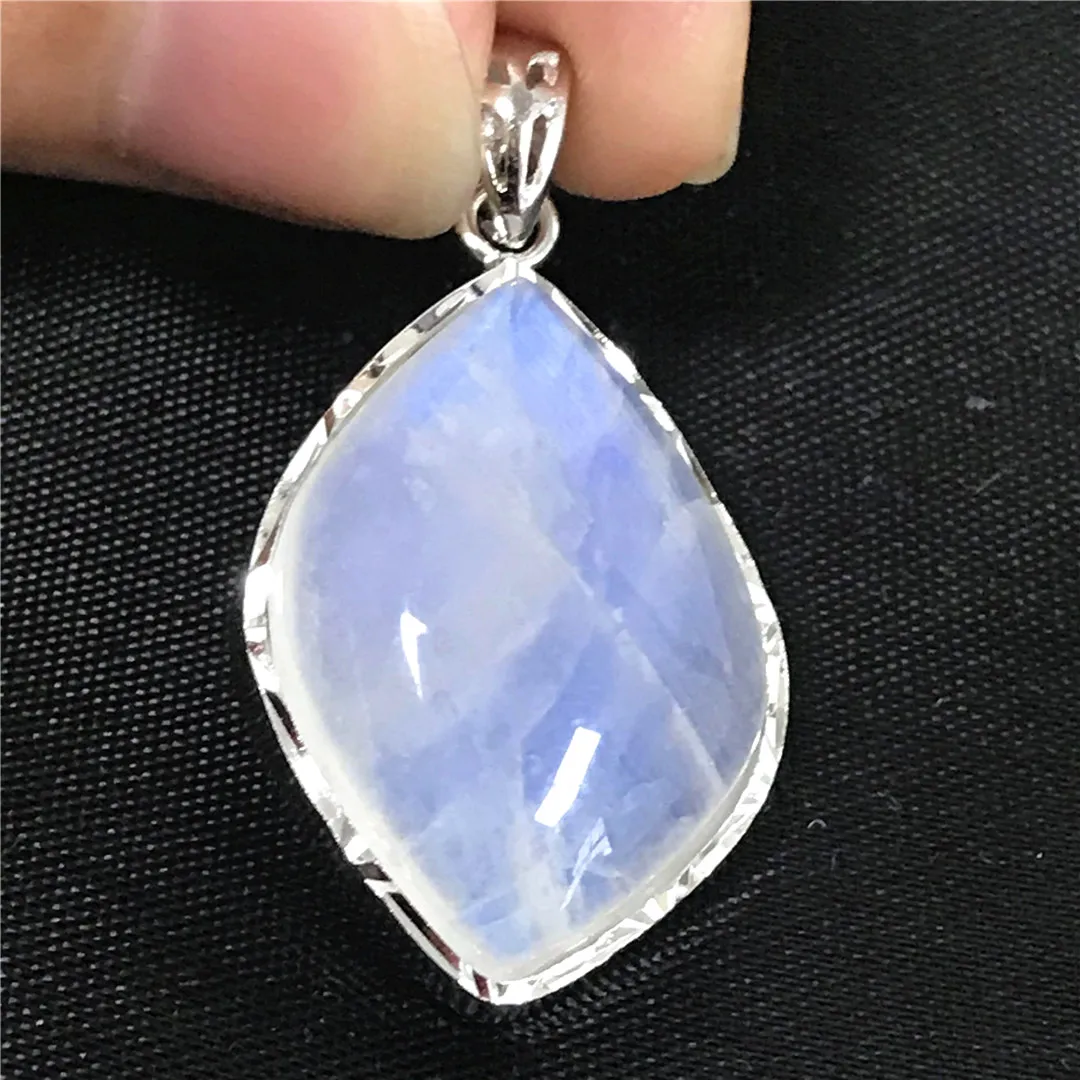 

Top Natural Blue Light Moonstone Pendant Silver Sterling For Women Man Crystal 25x18x7mm Beads Healing Luck Stone Jewelry AAAAA