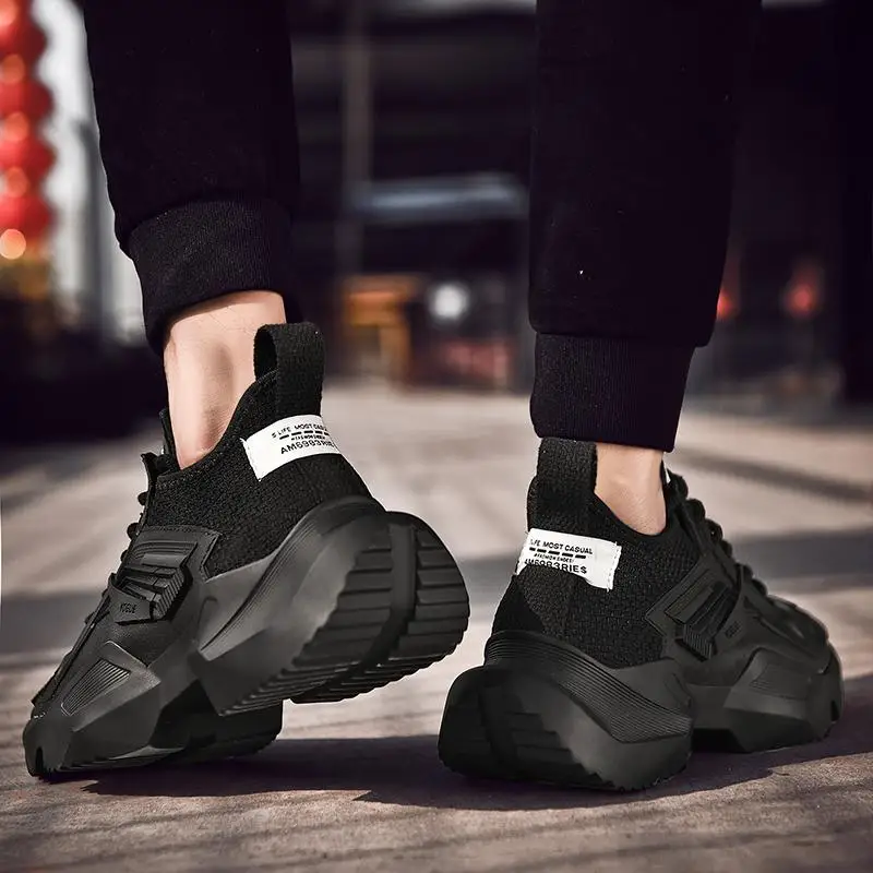 

MOYING 2019 New Breathable Leather Sneakers Men Running Shoes Lightweight Outdoor Walking Sport Shoes Soft Sole Men Krasovki