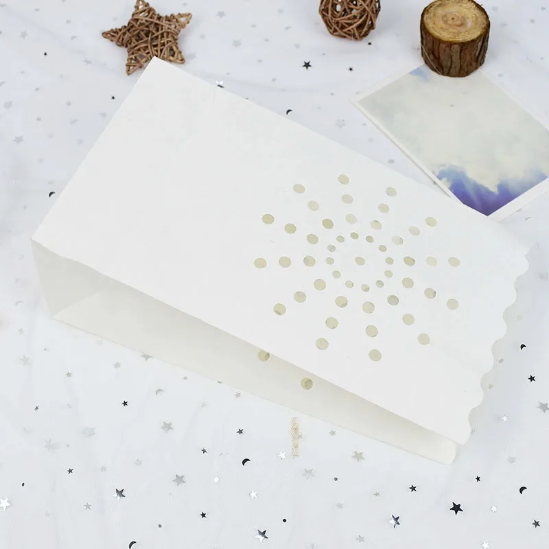 

5/10Pcs Romantic Hollow Out Paper Lantern Heart Tea Light Holder Candle Bag For Valentine Party Out Door Wedding Decoration