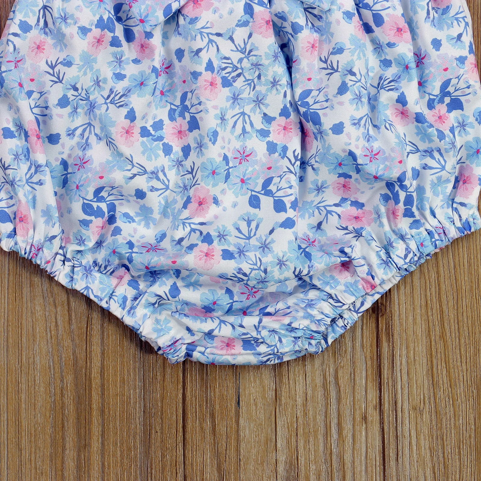 

Baby Girls Clothes Set Solid Color Sleeveless Square Collar Ruffle Hem Sling Tops + Floral Print Short Pants