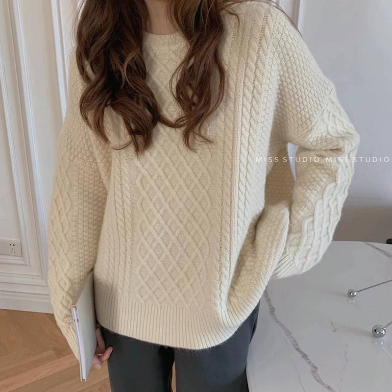 Женский трикотажный свитер с круглым вырезом длинным рукавом | Женская одежда