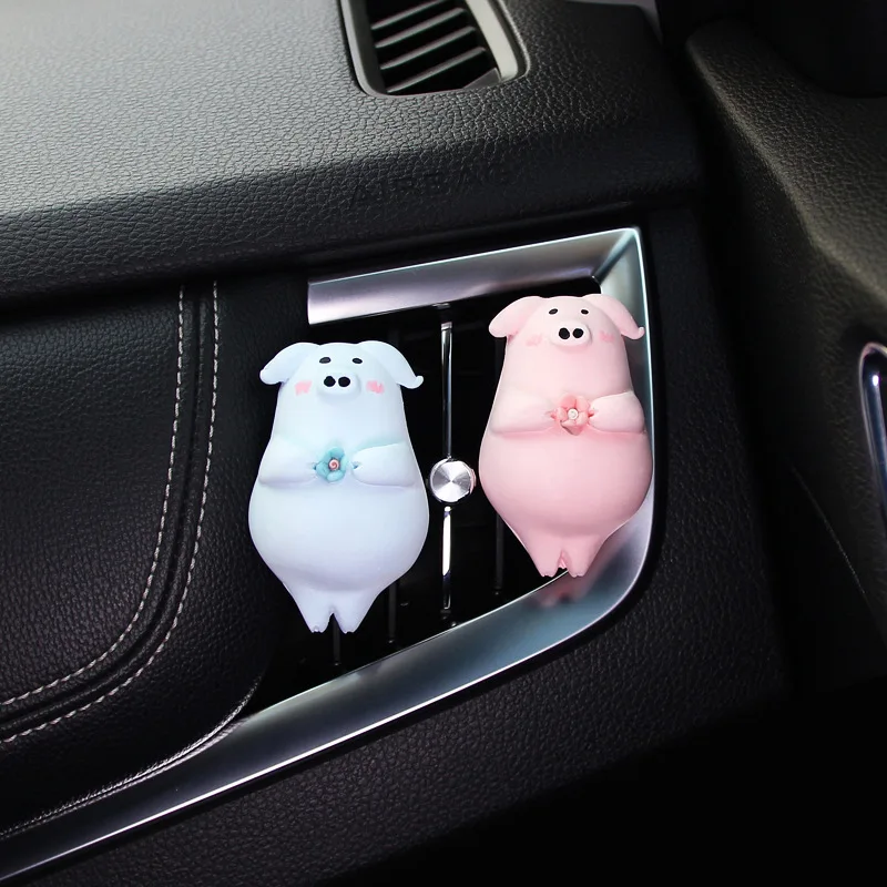 

Couple Pig Car Perfume Diffuser Car Air Freshener Perfumes Refill Vehicle Fragrance Car Air Vent Interior Decoration