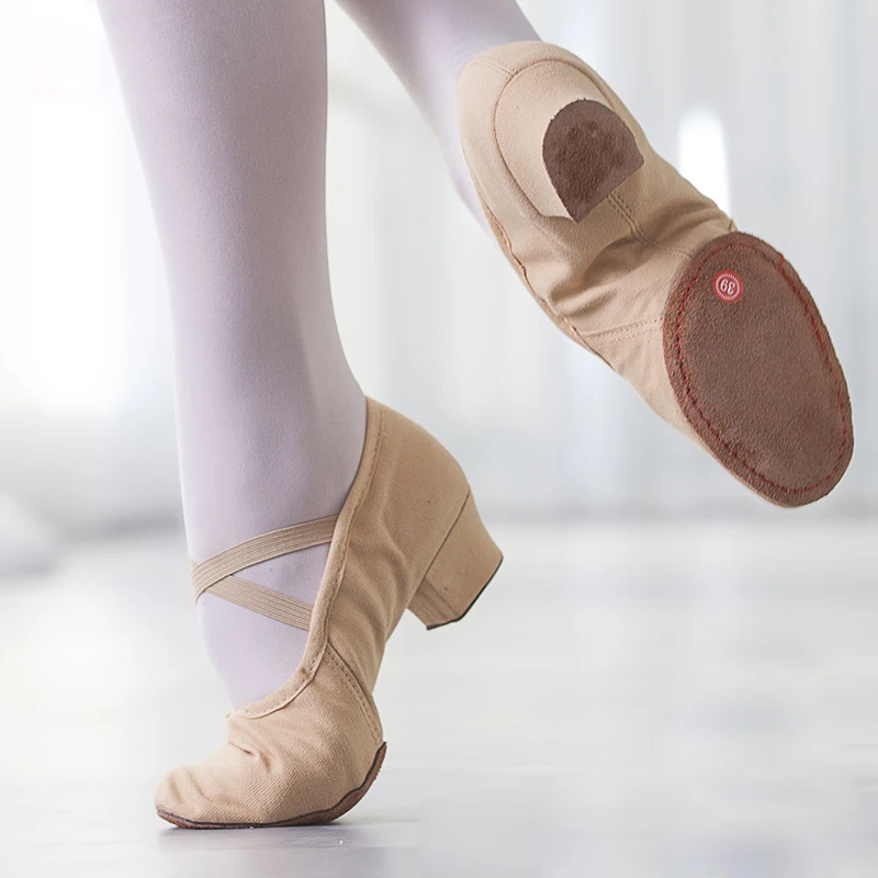 Женская кожаная обувь для танцев балетная на среднем каблуке девушек джазовых