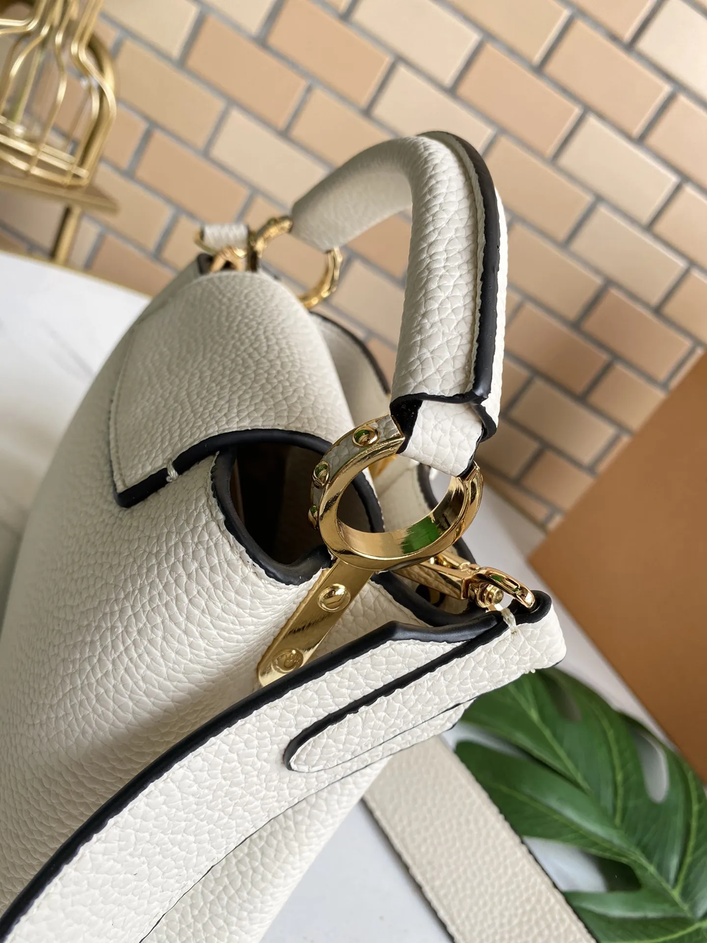 

Fashion exquisite shopping bag retro casual women's handbag shoulder bag women's genuine leather solid pillow handbag women's 21