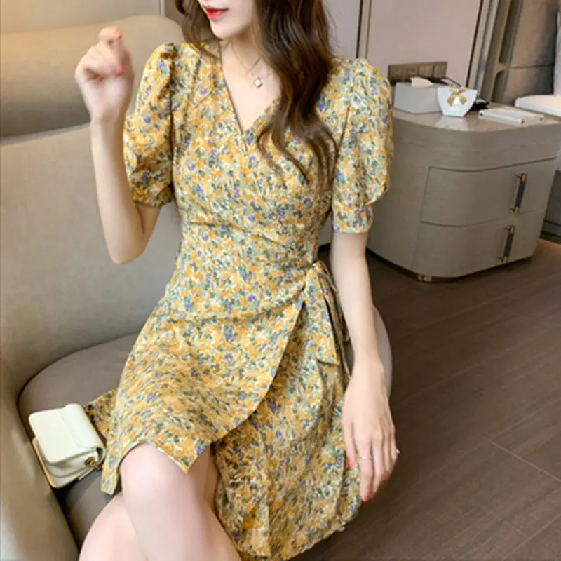 

Broken Flower Chiffon Dress Women's 2021 New Spring and Summer Retro French Slim A-shaped Small Mid-length Skirt