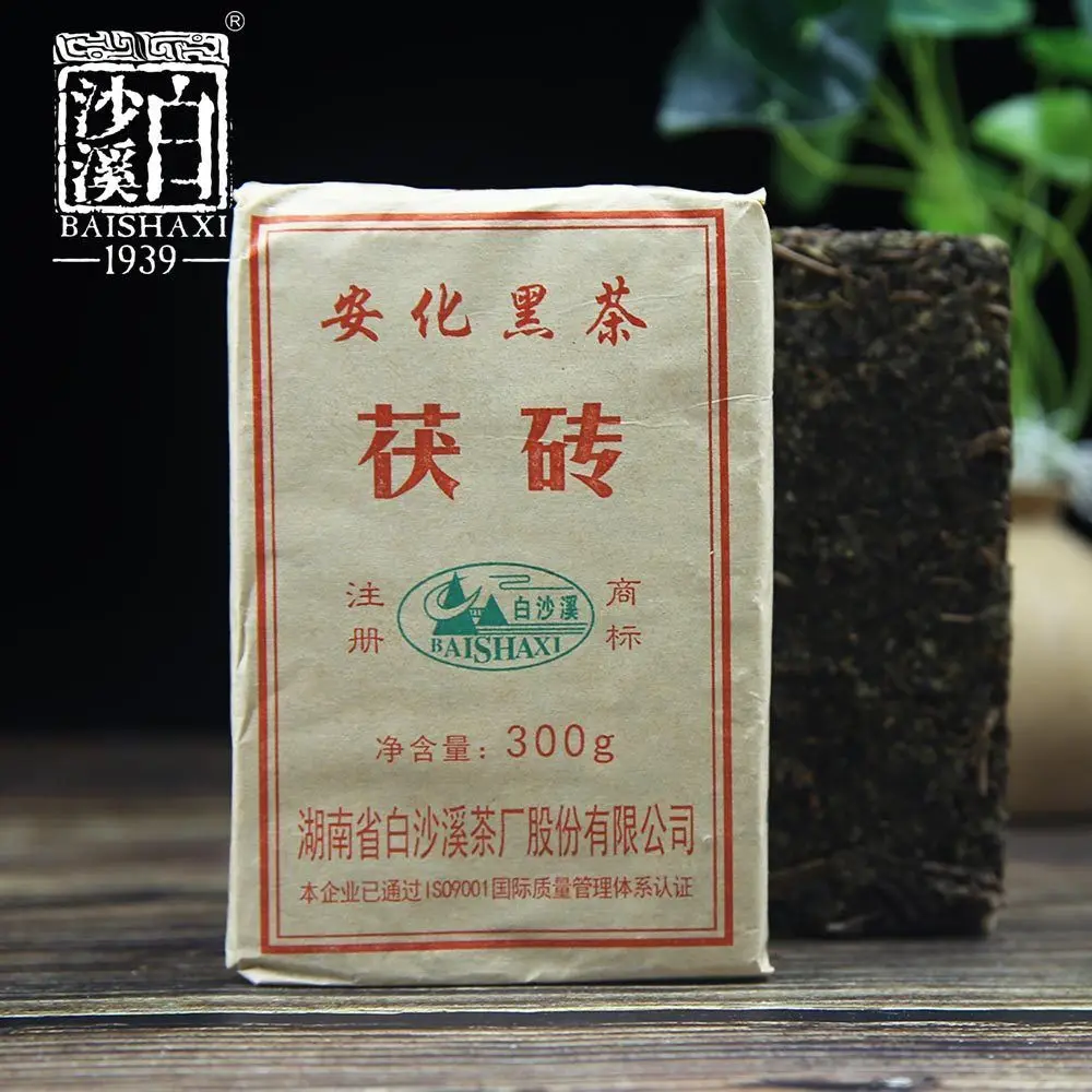 Темно чай Anhua Baishaxi с золотистым цветком темно чайный кирпич Fu 300 г|Чаедробильные