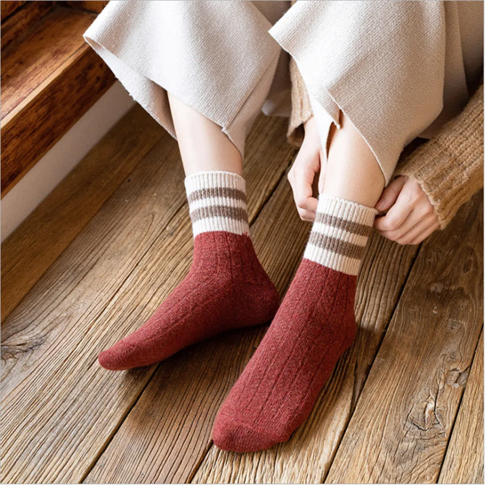 Новые носки женские зимние шерстяные корейские колледжские уличные модные