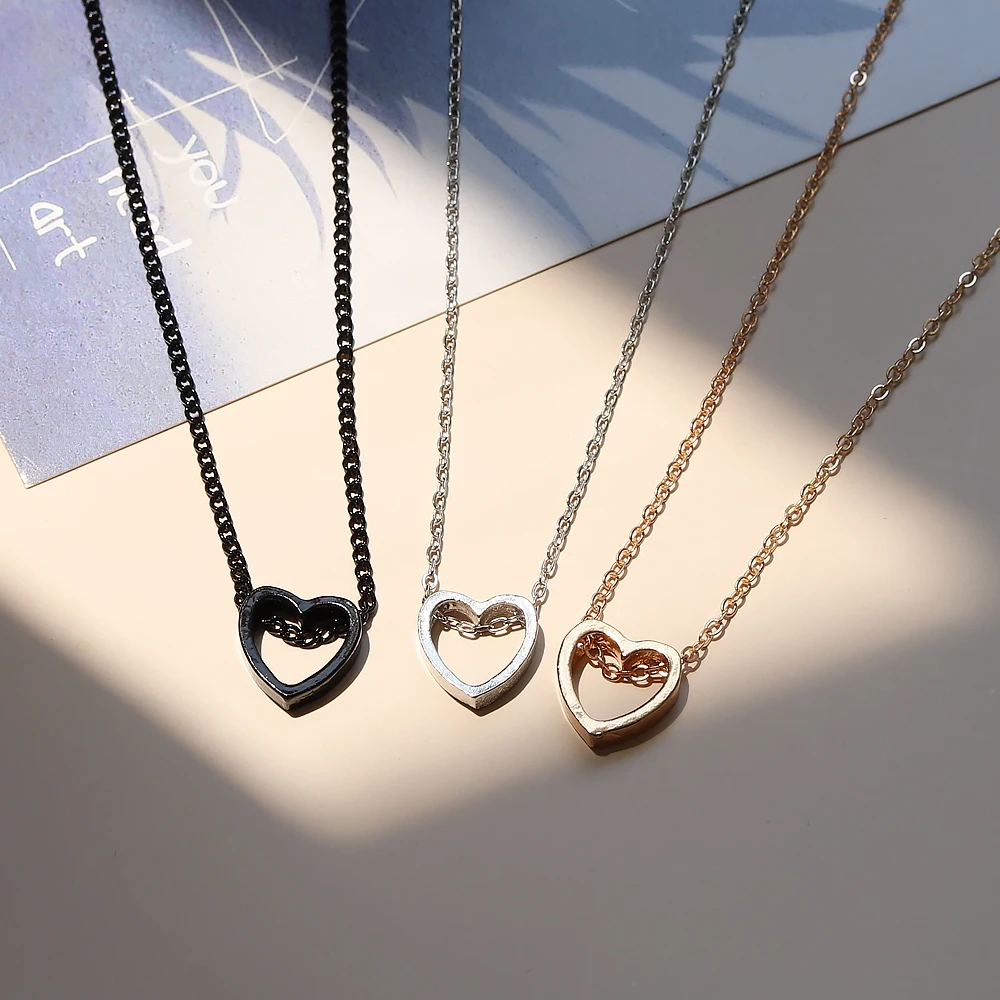 

Necklace for Women Fashin Love Chokers Hollow Heart-shaped Long Custom Necklace Dainty Pendant Statement Couple Gift