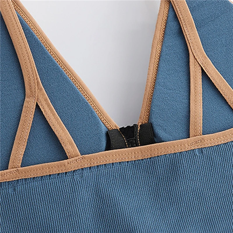 

Korean Striped Crop Tops Slim Fit Spaghetti Strap Tanke Top Women Built In Bra Off Shoulder Sleeveless Versatile Camisole Ins