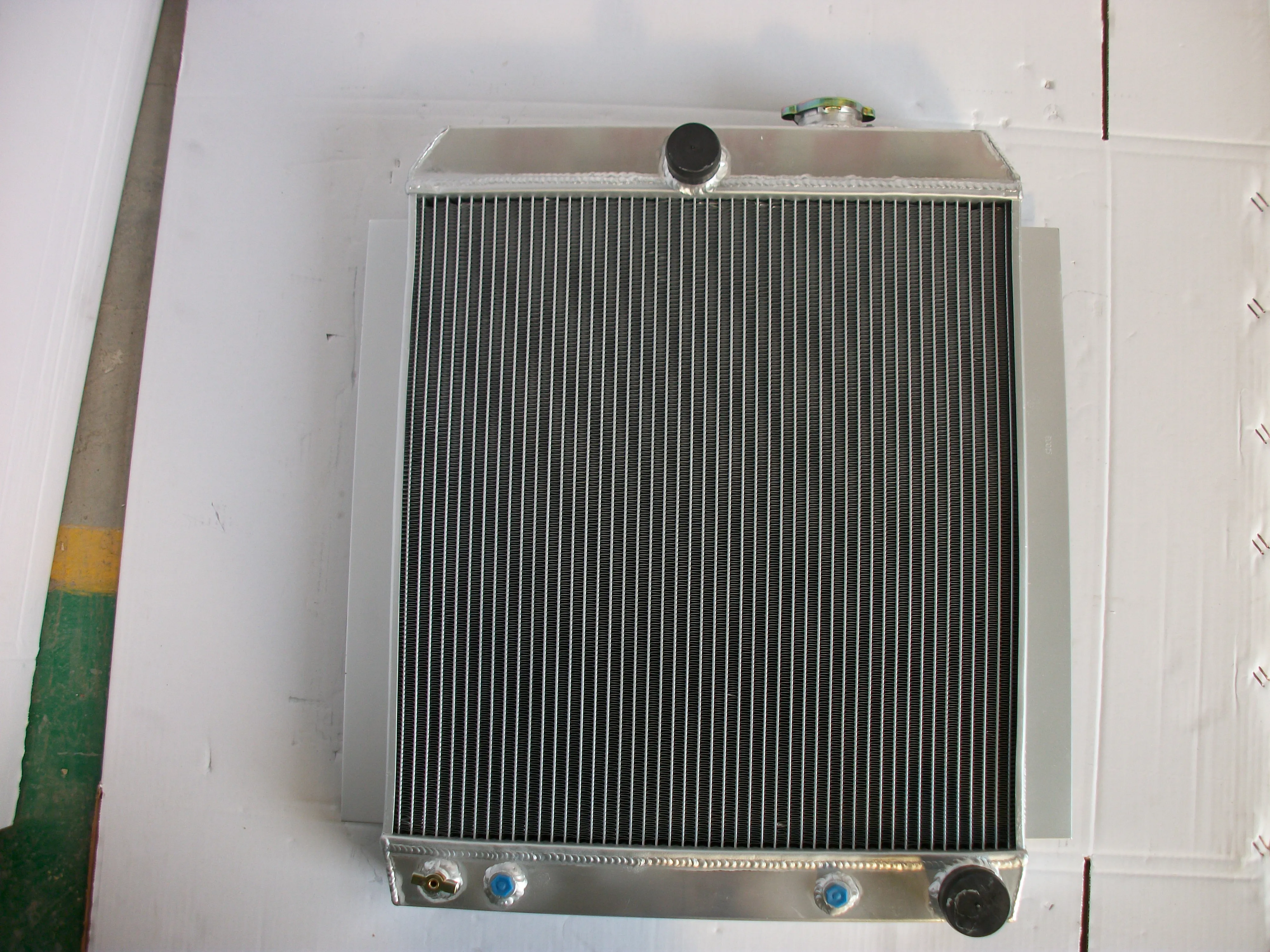 56MM 2 ROW For CHEVY TRUCK PICKUP AT 1948 1949 1950 1951 1952 1953 1954 Aluminum Radiator 1 Year Warranty | Автомобили и