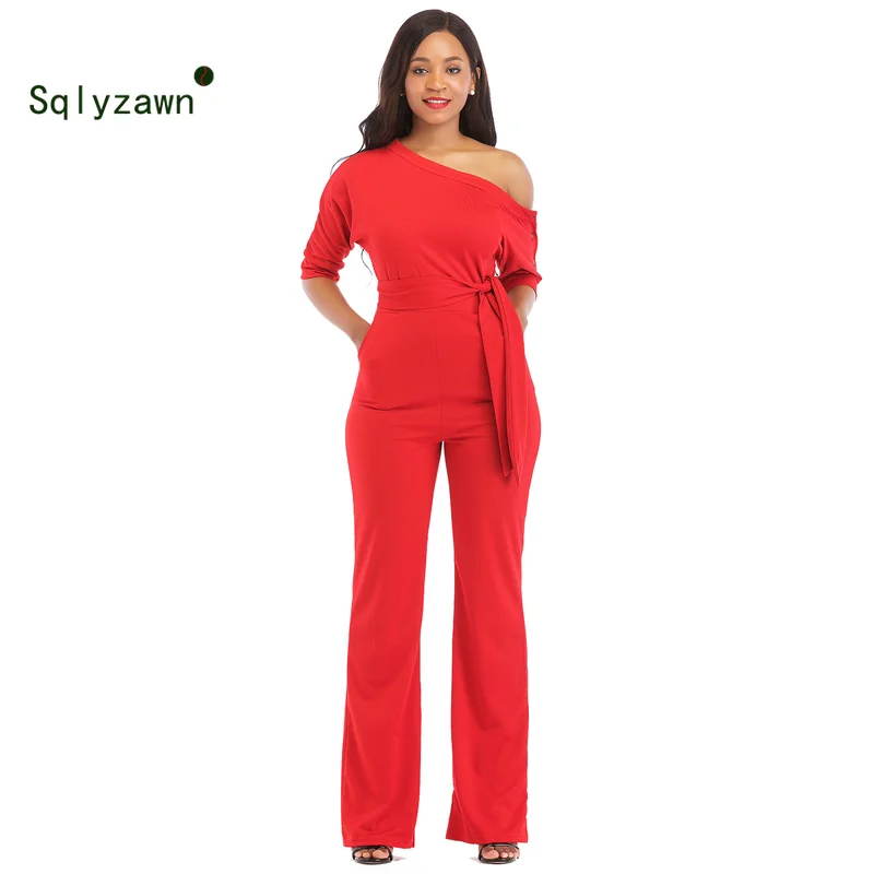 Женский белый комбинезон на одно плечо длинные широкие брюки однотонный с