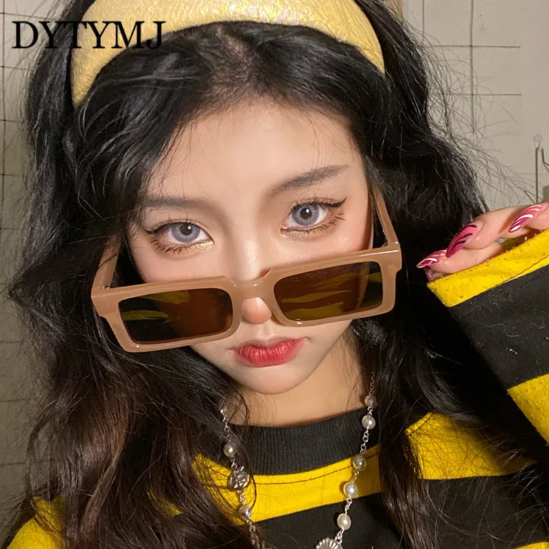 

DYTYMJ Vintage Square Sunglasses Women 2022 Rectangle Sunglasses Women Retro Shades for Women Wholesale Gafas De Sol Mujer
