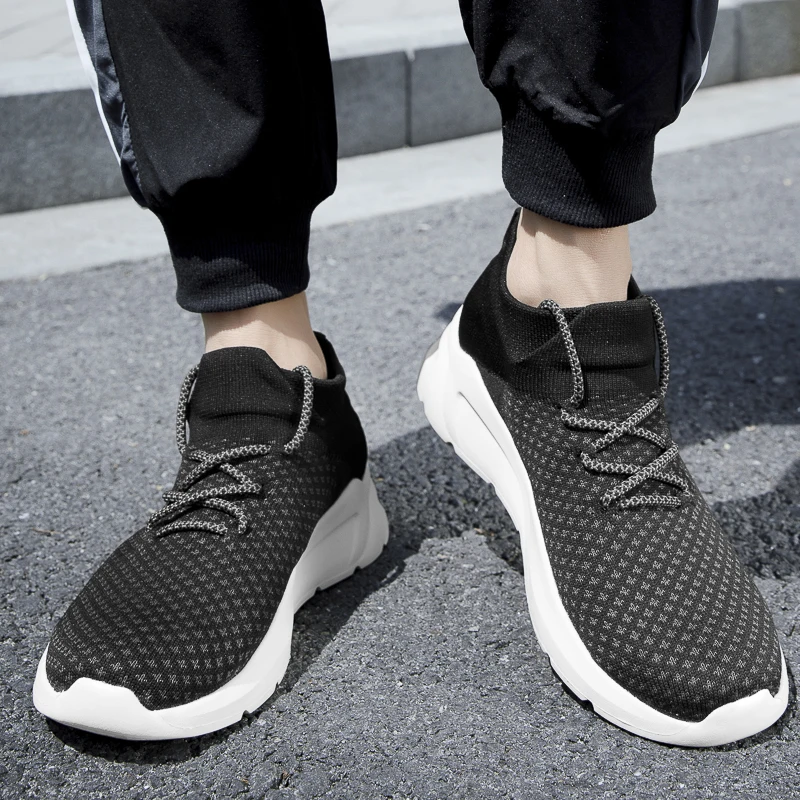 

New Lightweight Sport Sneakers Breathable Flats Men Shoes Hot Style Brand Men Casual Shoes Black Fashion Tenis Masculino Zapatos