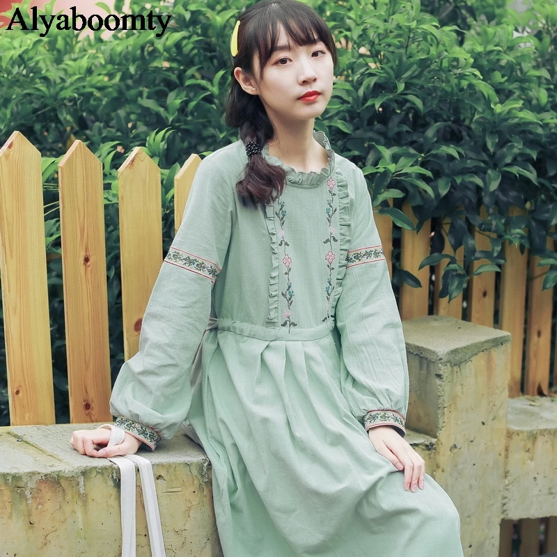 

Japanese Mori Girl Autumn Spring Women Midi Dress White Green Yellow Floral Embroidery Dress Elegant Cotton Linen Pleated Dress