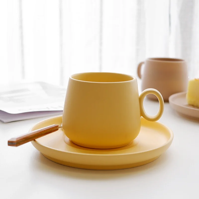 

Elegant Nordic Coffee Cup Set Ceramic Creative Cute Coffee Cup Set Personality Elegant Tazas De Cafe Kitchen Accessories DK50CT
