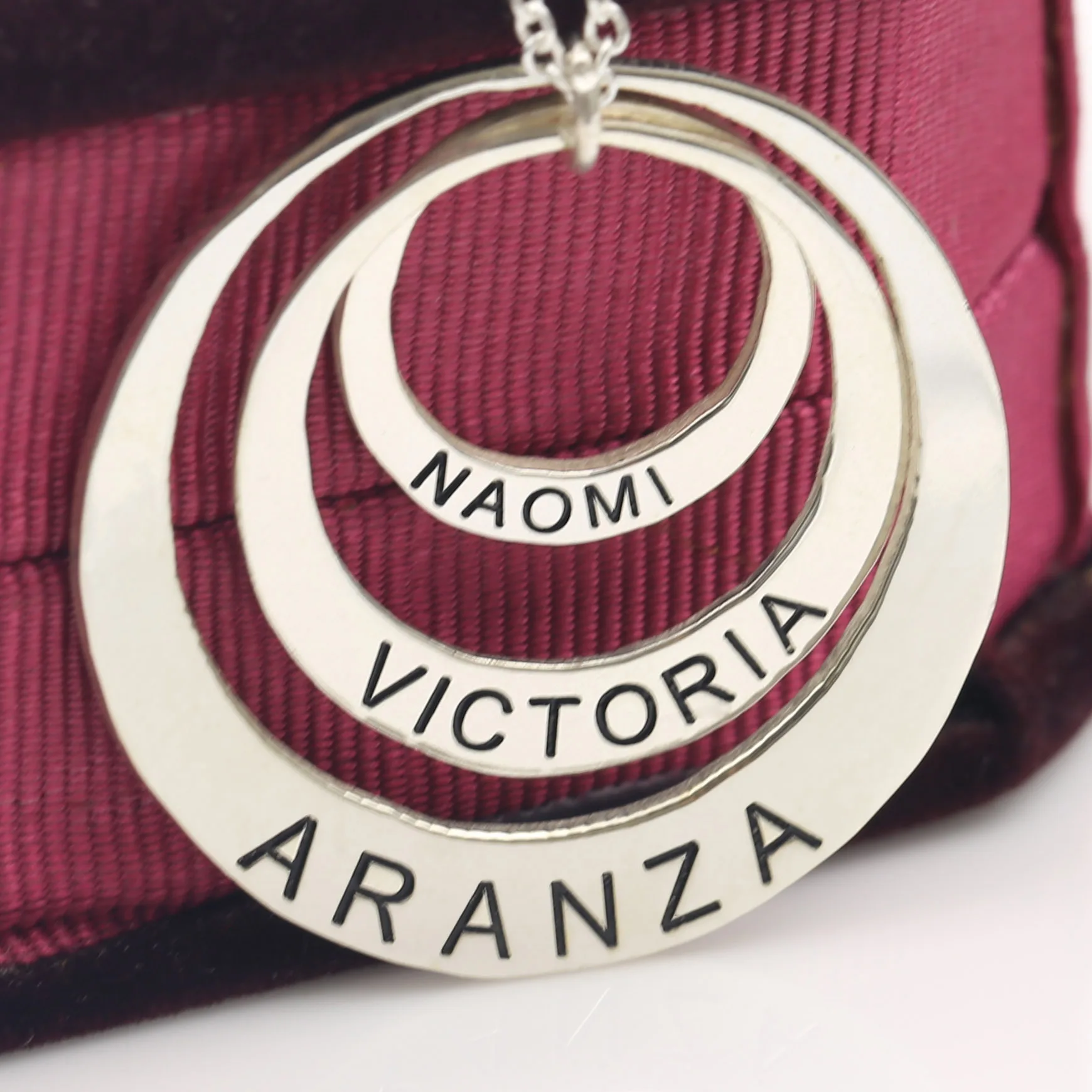 Пользовательское имя ожерелья Золото Цвет многослойное ожерелье из цепочек с