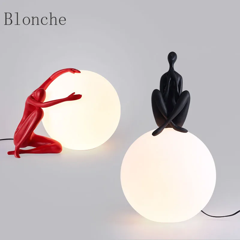 Скандинавская стеклянная настольная лампа в форме человеческого шара