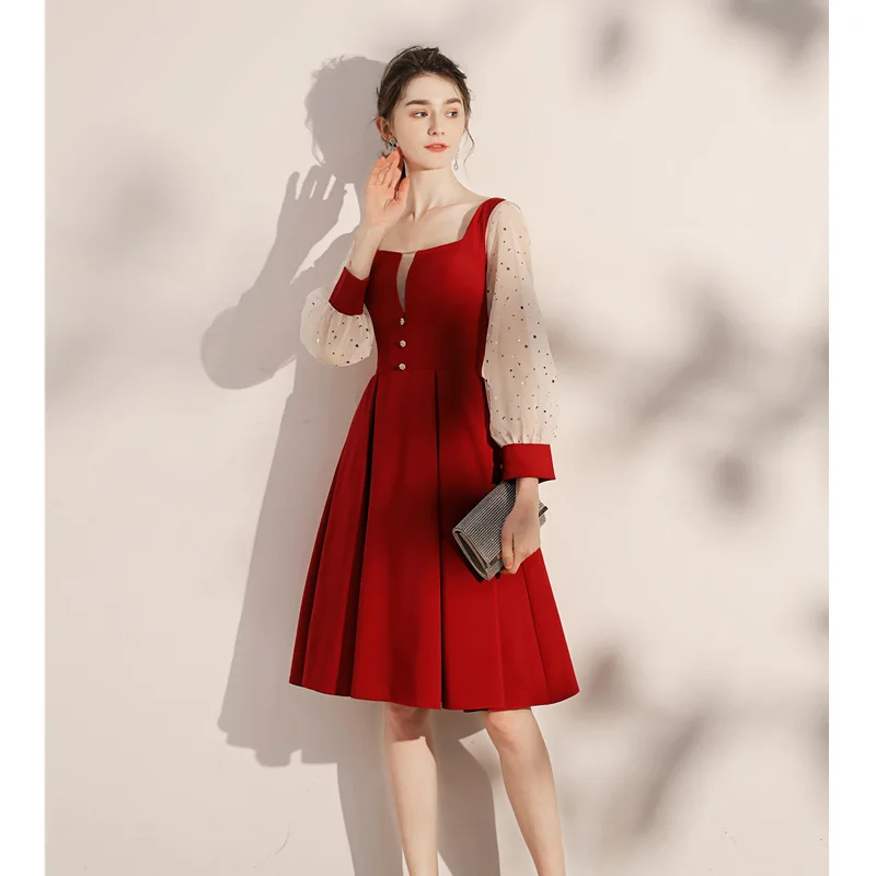 

Burgundy Sweet Bride Wedding Dresses Lady Elegant Square Collar Banquet Gown Exquisite Sequins Button Trim Evening Party Dress