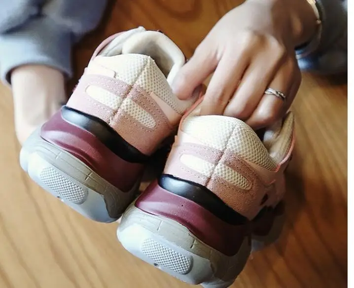 Женская обувь Старый дышащая сетчатая красного цвета с открытым носком