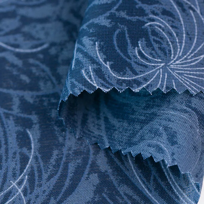 

Digital Printing 65% Polyester 35% Cotton Plain Texture 32S 57 Inch Width 105gsm Weight With Plants Floral Pattern Design