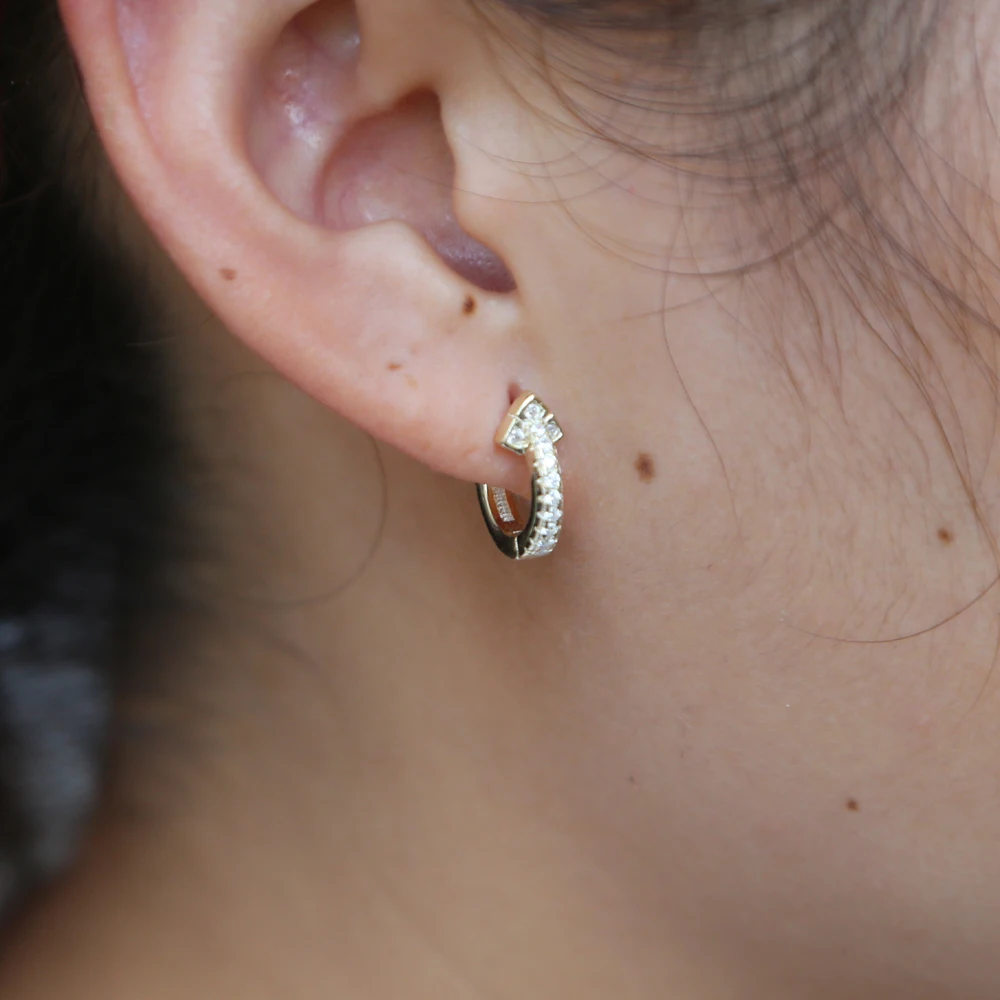 Серьги-кольца женские из серебра 925 пробы с фианитами | Украшения и аксессуары