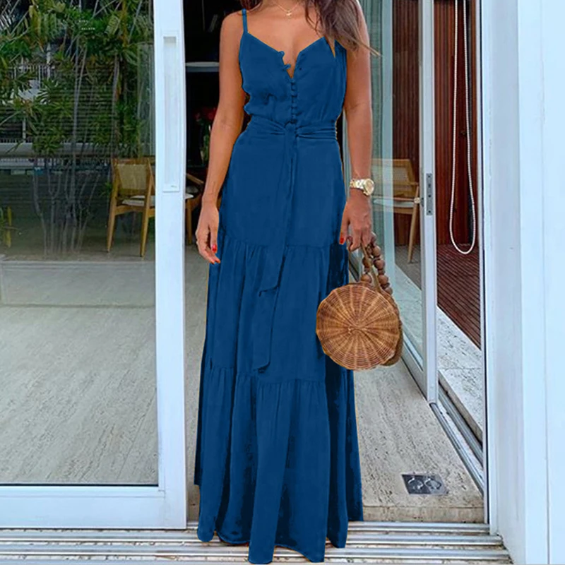 Женское летнее платье в стиле бохо без рукавов на бретельках с v образным вырезом