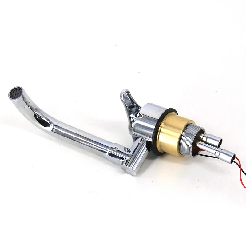 Складной смеситель для водопроводной системы RV с электрическим