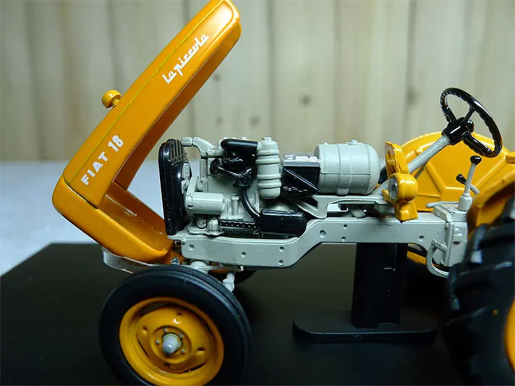 RE P 1:32 REPL1014 Fiat 18 трактор металлического сплава литья под давлением модели