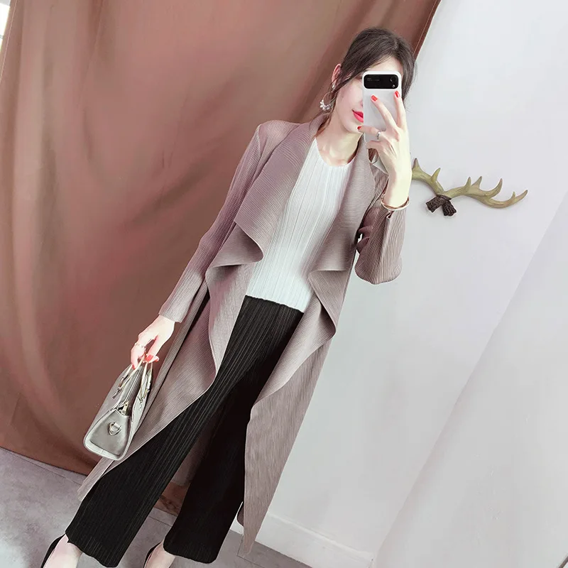 

LANMREM Spring Summer Pleated Coat New Fashion Temperament Long Length For Women Loose Large Size Cardigan Outwear 2D1612