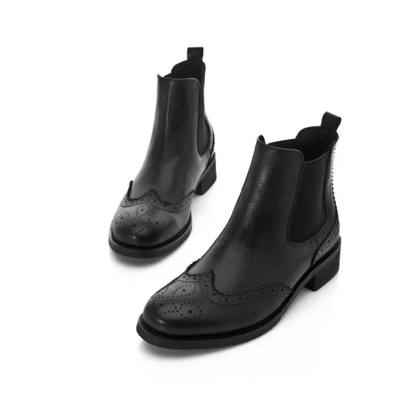 Ботинки женские кожаные мотоциклетные без застежек на блочном каблуке | Обувь