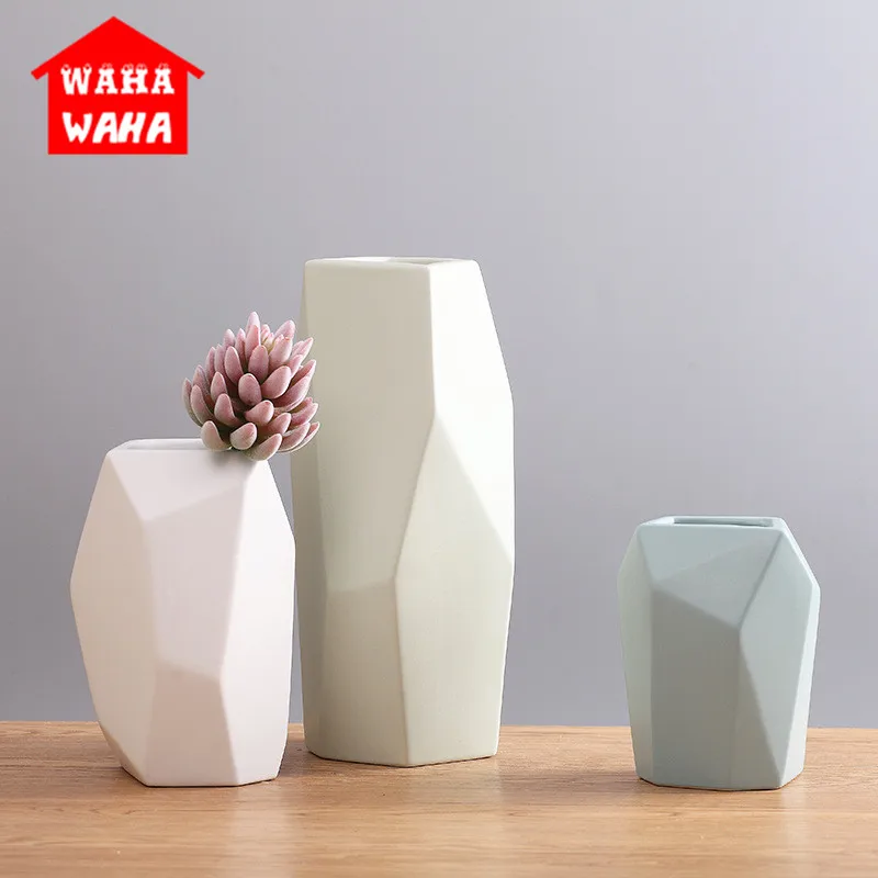 Минималистичная керамическая ваза в скандинавском стиле для сухих