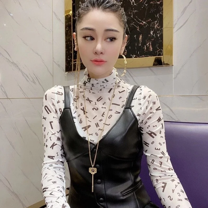 

PU Washed Leather Waistcoat Wearing Women's Autumn and Winter 2023 Korean Version Was Thin V-neck Sleeveless Waistcoat Vest Vest