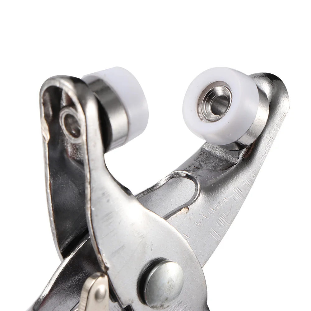 Металлический штырь кнопки люверсами крепежи комплект фиксирующие плоскогубцы